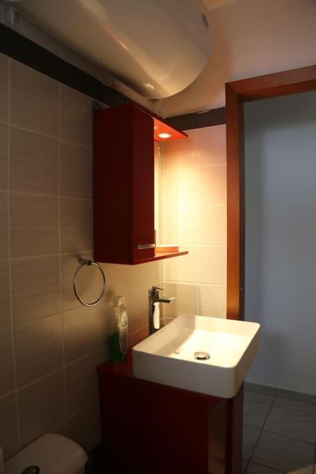 2Ndhome Peraia  Ngoại thất bức ảnh